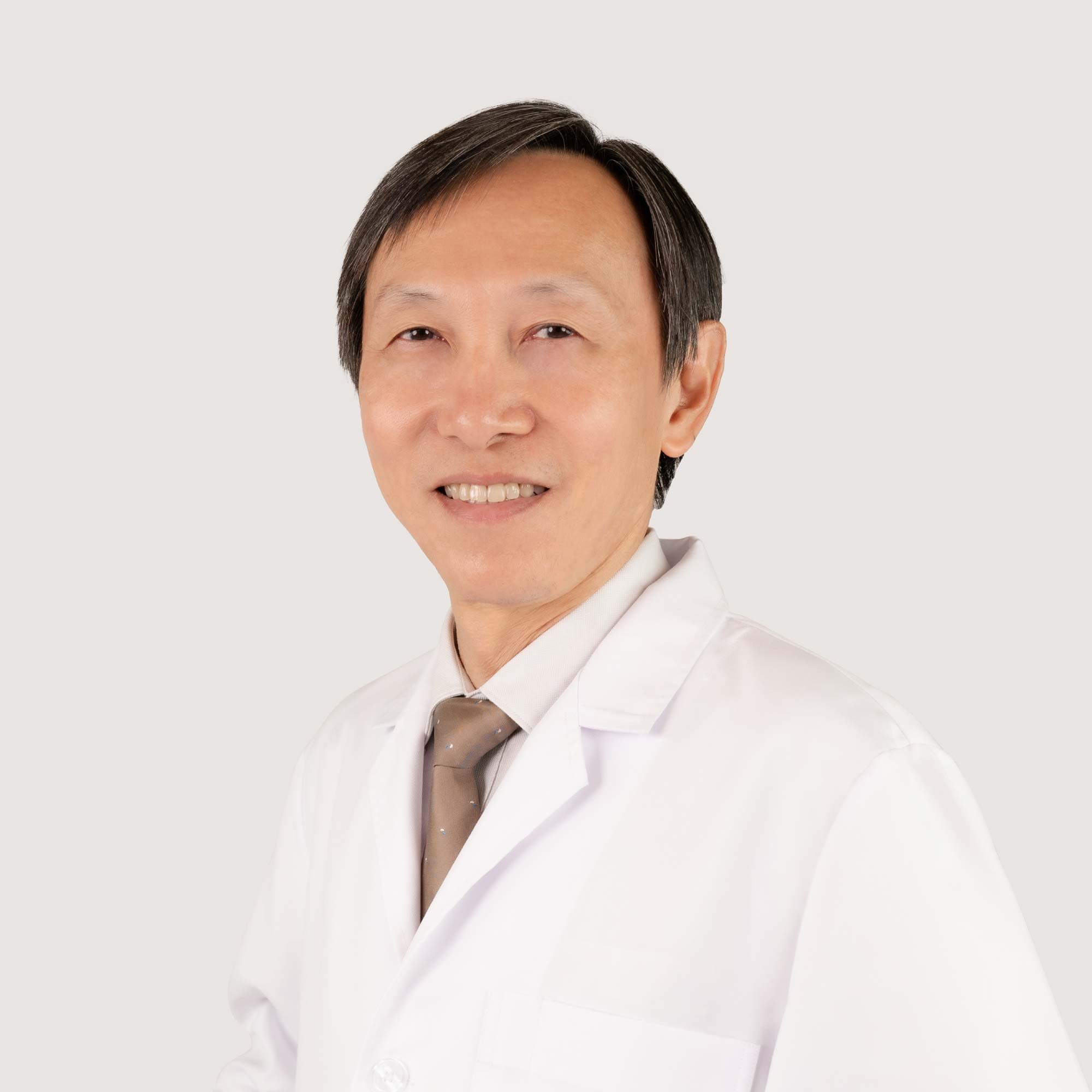 Asst. Prof. Dr Kiatanant Boonsiriseth, DDS.