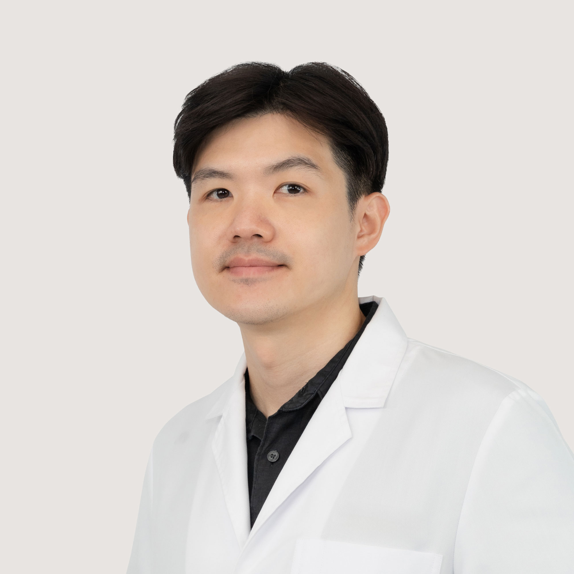 Dr Tanasit Ueareethum