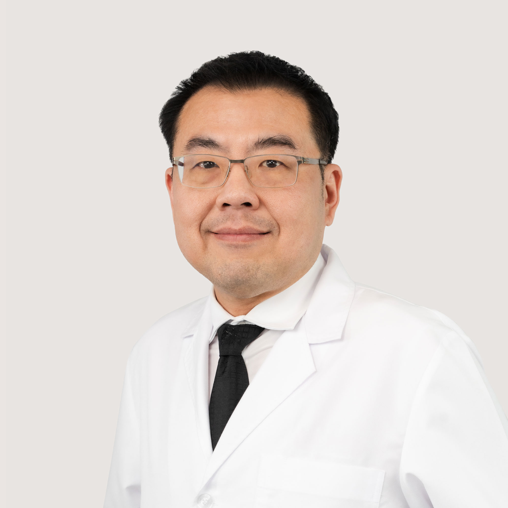 Asst. Prof. Dr Seree Iamphongsai