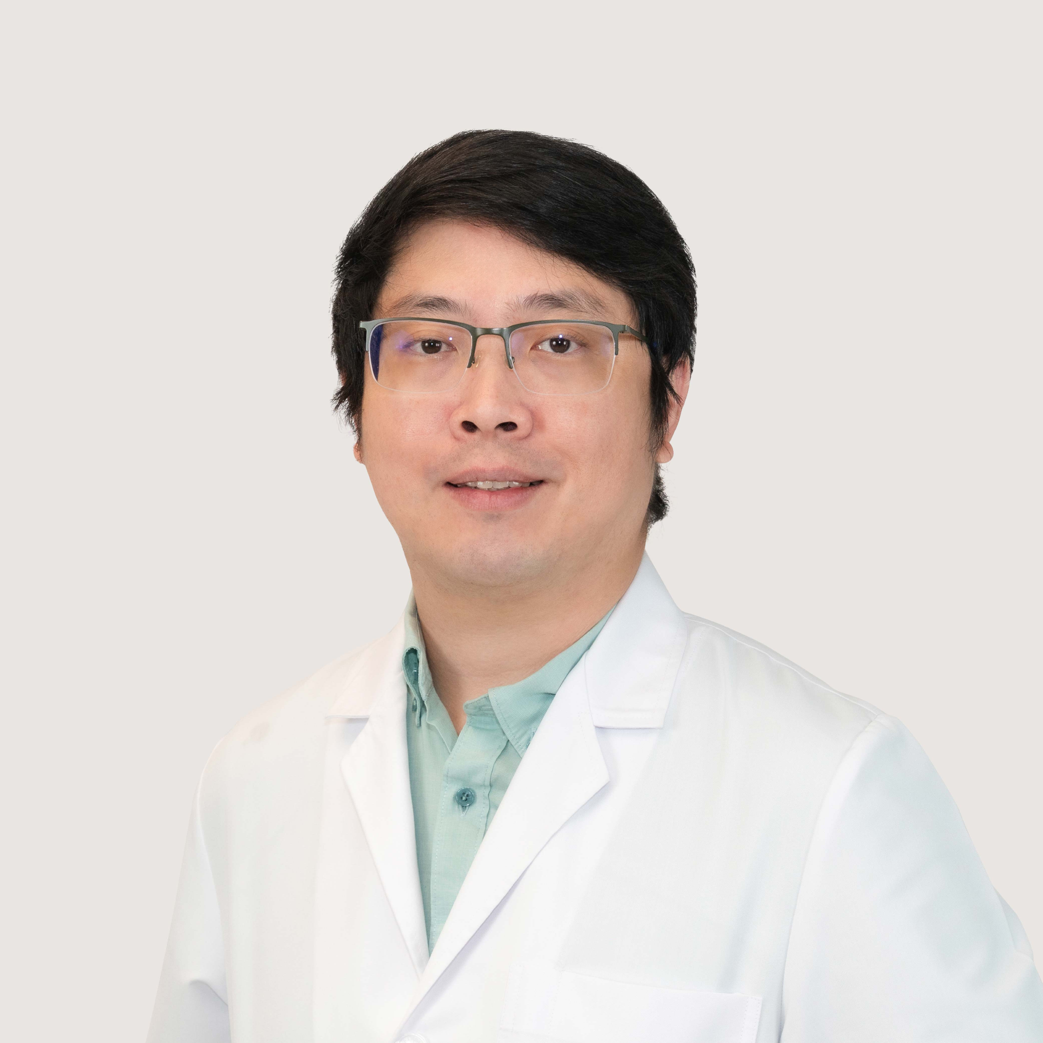 Dr Kitjapat Tiracharnvut