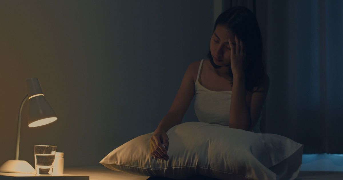 เหงื่อออกตอนกลางคืน ร้อน? ฝันร้าย? หรือร่างกายกำลังเตือน - Night Sweats - Feeling Hot? Having Nightmares?