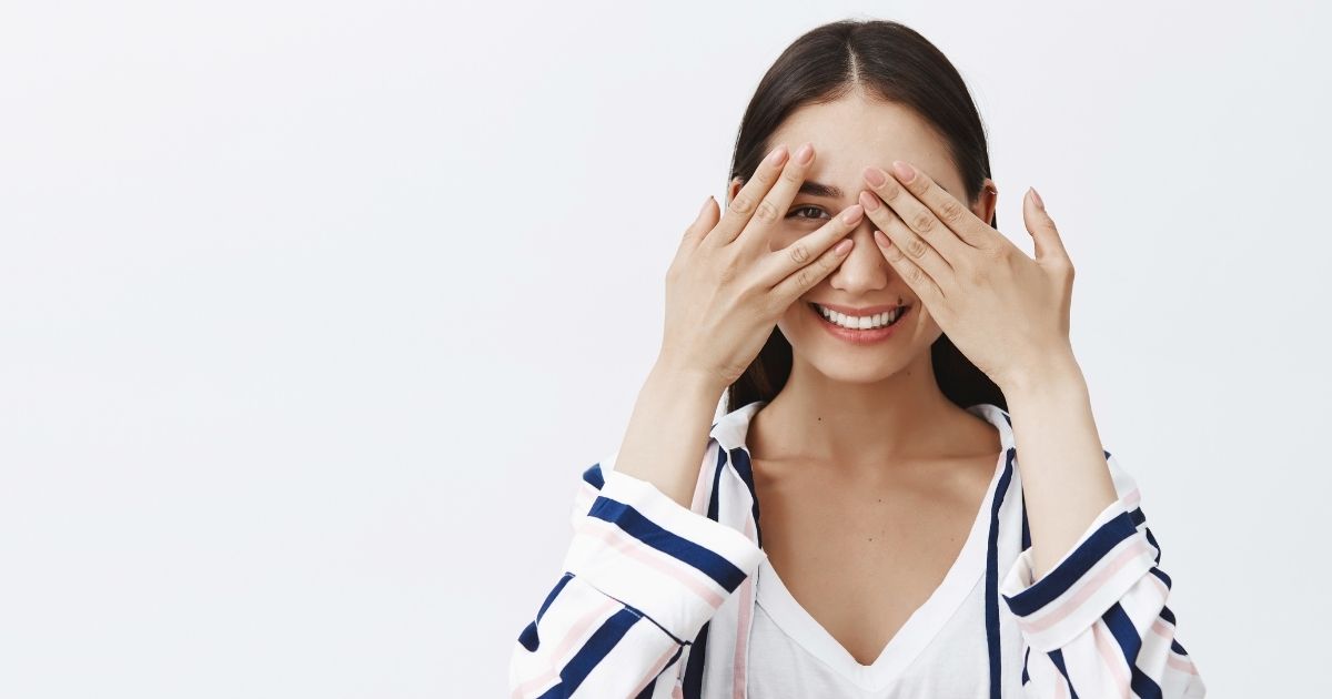 สายตาเอียง (Astigmatism) สัญญาณ อาการ สาเหตุ การตรวจวินิจฉัยและการรักษาสายตาเอียง - Astigmatism, signs, symptoms, causes, diagnosed, and treated
