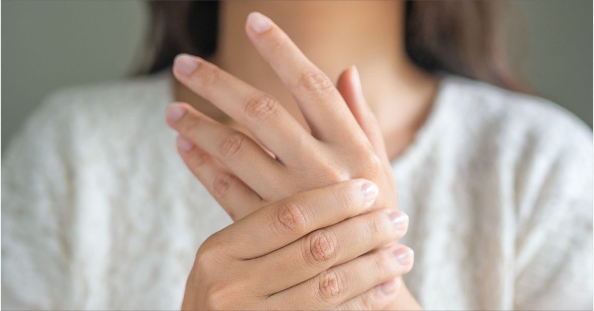 โรคข้ออักเสบรูมาตอยด์ (Rheumatoid Arthritis) : อาการ และการตรวจวินิจฉัย