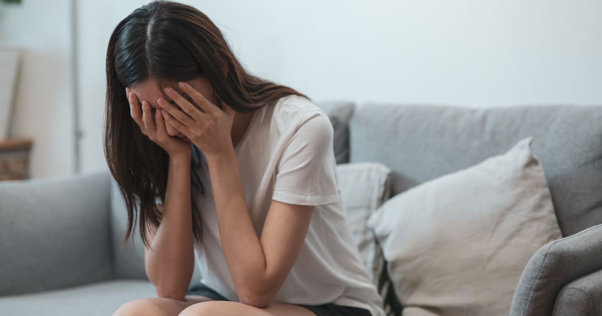 อาการ การรักษา PTSD ภาวะเครียดจากเหตุการณ์รุนแรง - Post-Traumatic Stress Disorder (PTSD) - Symptoms and Treatment