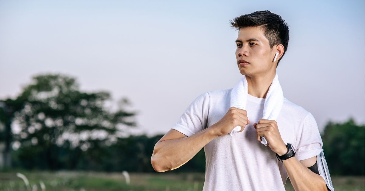 อาการ สาเหตุ การวินิจฉัยและการรักษาหมอนรองกระดูกคอเคลื่อนทับเส้นประสาท (Cervical Disc Herniation)