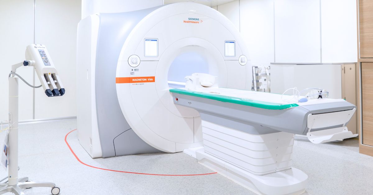 ตรวจ MRI หัวใจ หรือ ตรวจหัวใจด้วยคลื่นแม่เหล็กไฟฟ้า - Cardiac Magnetic Resonance Imaging (MRI)