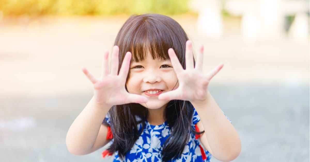 อาการ สาเหตุ การตรวจวินิจฉัย และการรักษา โรคมือ เท้า ปาก (Hand, Foot, and Mouth Disease)