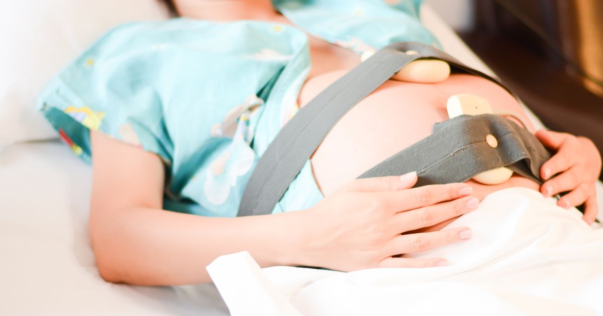 ทำไมต้องตรวจ ขั้นตอน และผลตรวจตรวจสุขภาพทารกในครรภ์ Nonstress Test (NST) Procedure and Results