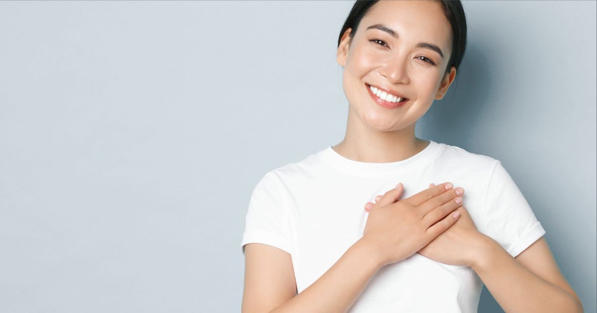 อาการเจ็บหน้าอก (Chest Pain): เกิดจากอะไร อาการ สาเหตุ การวินิฉัย และการรักษา