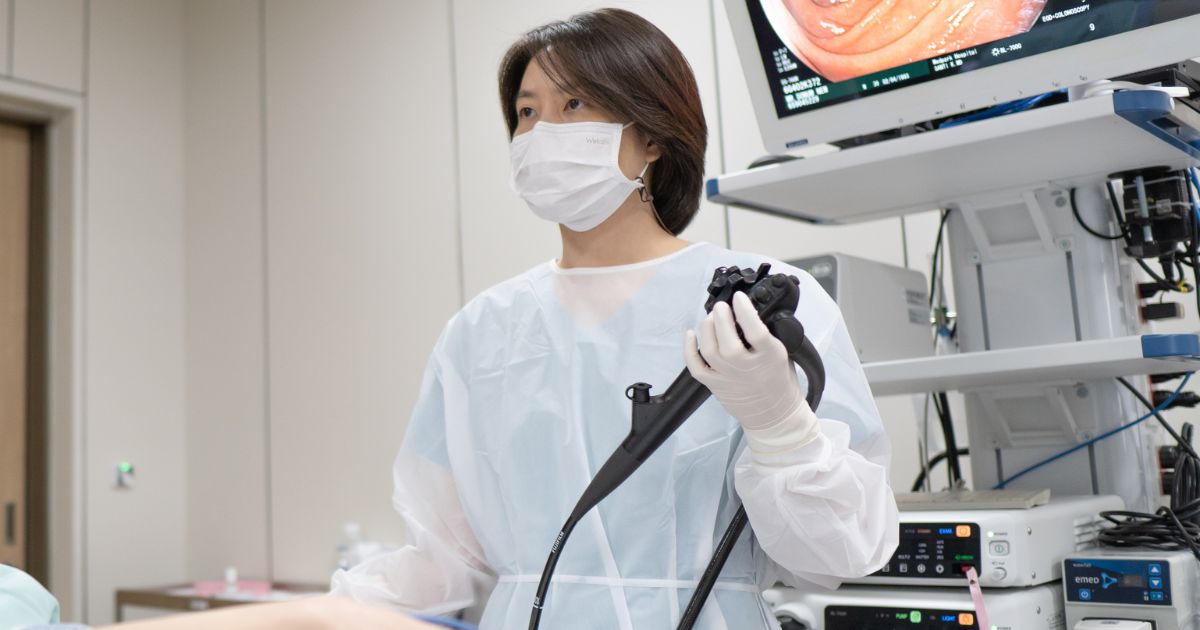 แพทย์หญิงสุรีย์พร แจ้งศิริกุล อายุรแพทย์โรคระบบทางเดินอาหารและตับ - Dr Sureeporn Jangsirikul, A gastroenterologist and hepatologist
