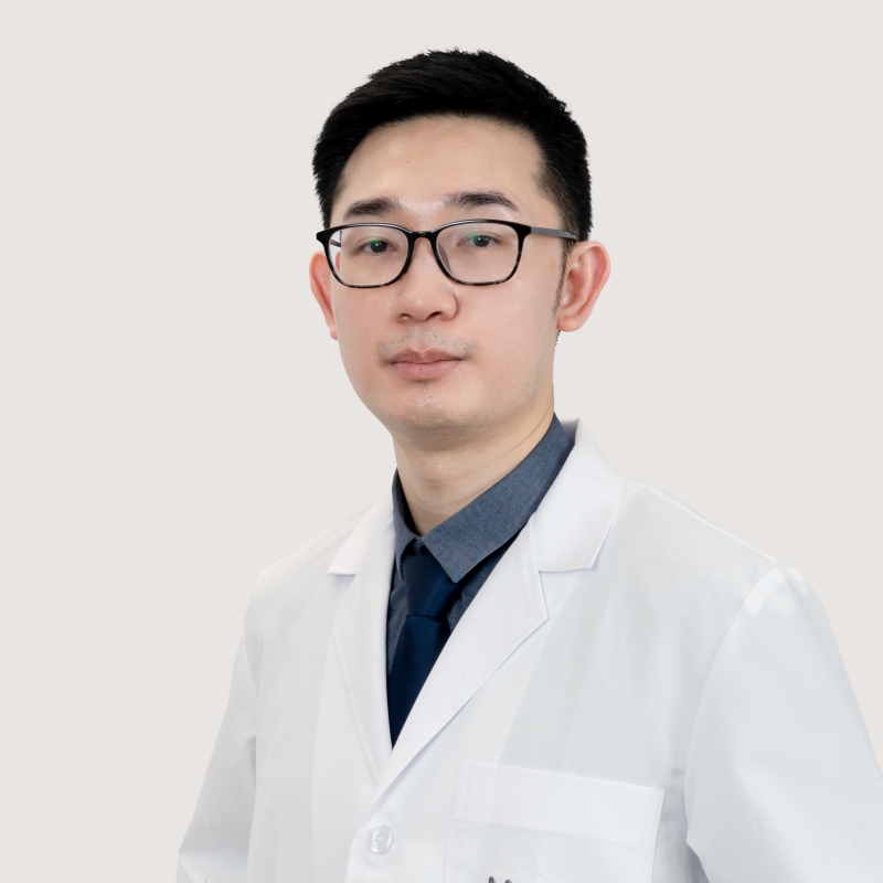 Dr Noppadol Chaiyasit