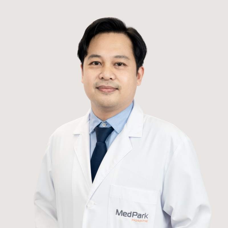 Dr Akanae Wongsawat