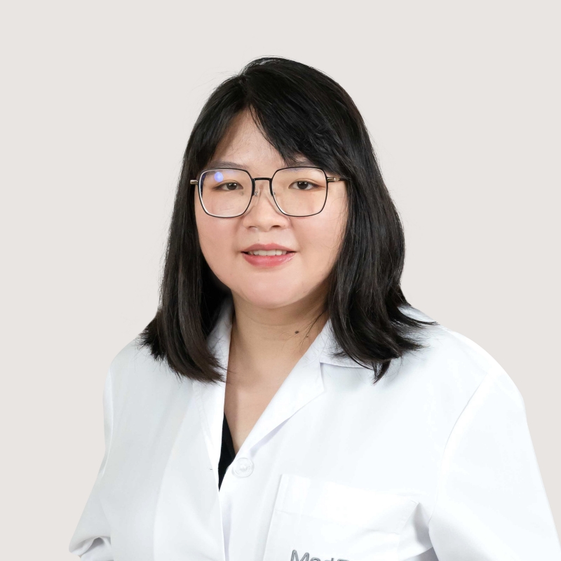 Dr.   Nantawan Kolakaraprasert, DDS.
