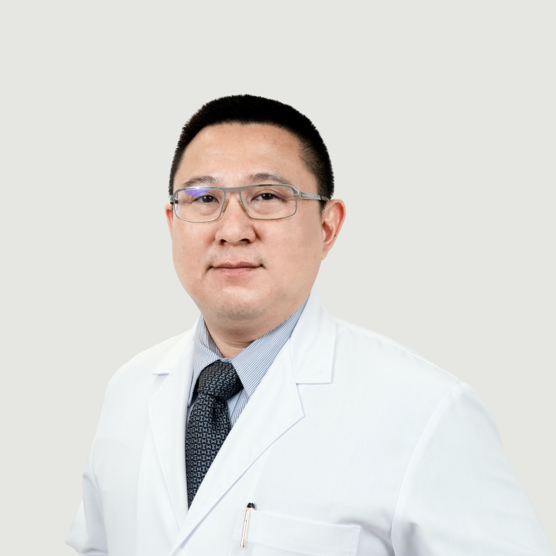 Dr Thaveesin Teeratananon